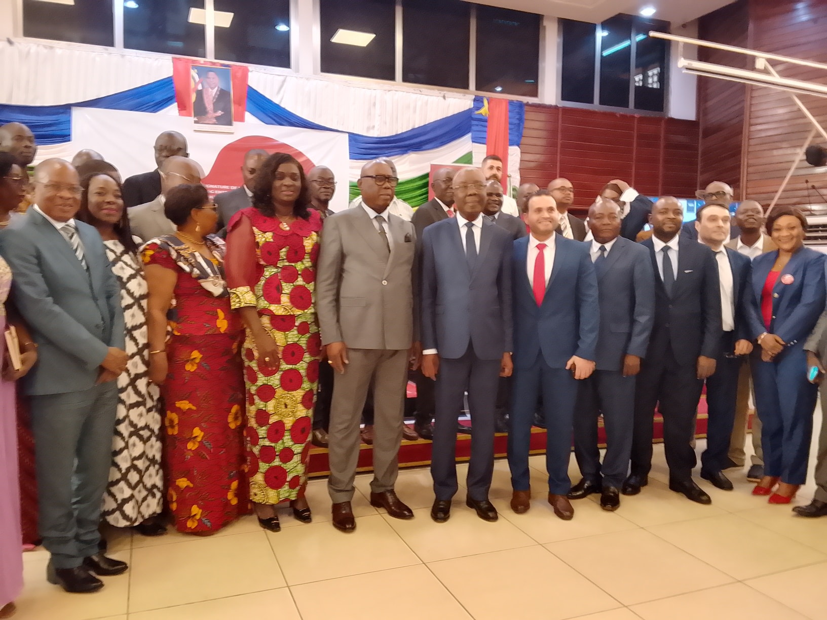 La République Centrafricaine franchit une étape majeure : signature de la licence 4G avec Telecel Centrafrique. 600218163 1456636813138122 6655251597487356330 n